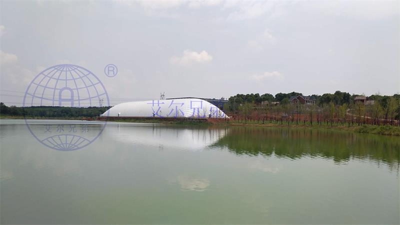 充氣膜結(jié)構(gòu)建筑 充氣膜結(jié)構(gòu)建筑