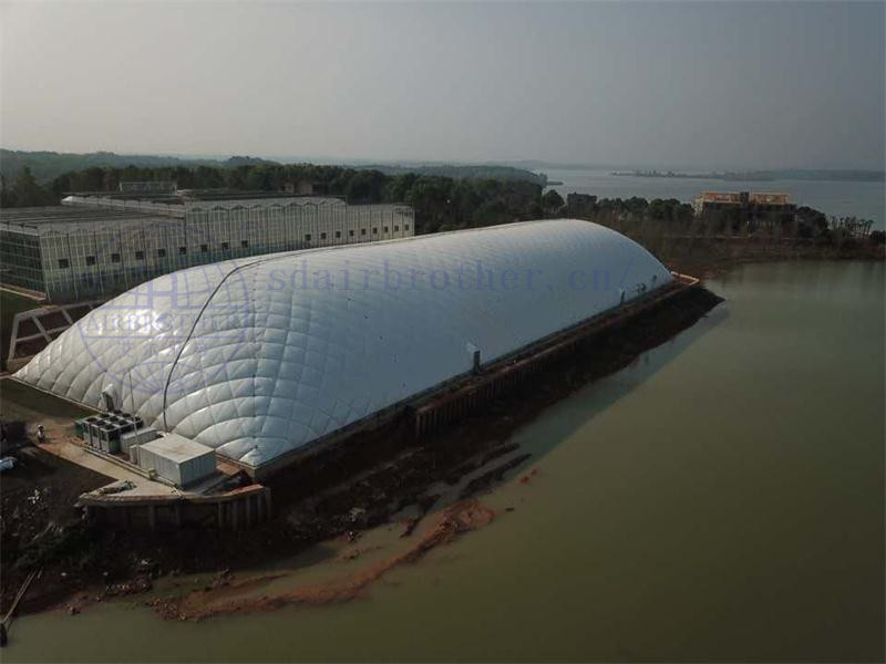 充氣膜結(jié)構(gòu)建筑 充氣膜結(jié)構(gòu)建筑