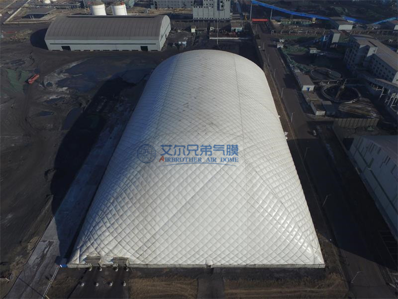 氣膜結(jié)構(gòu)儲(chǔ)煤棚內(nèi)部有無鋼架梁柱？