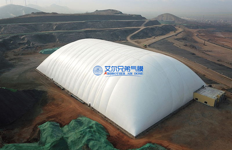 2萬(wàn)平左右氣膜煤棚每日運(yùn)行費(fèi)用多少錢(qián)？