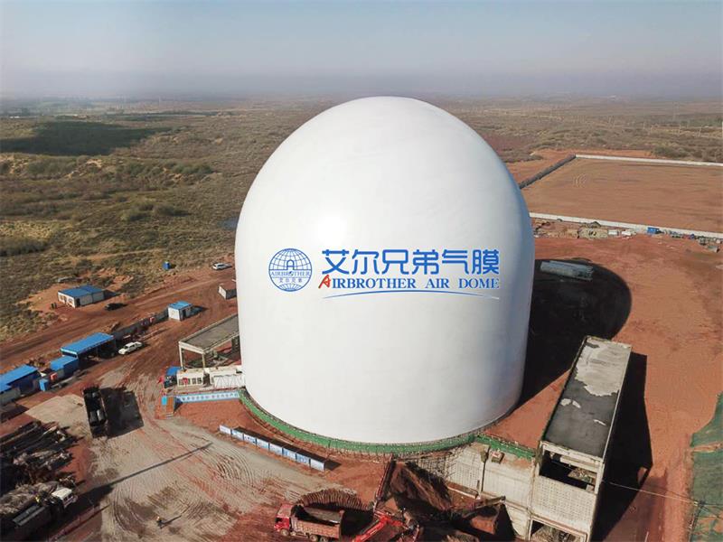 對于封閉式煤棚建筑，氣膜煤棚安全嗎