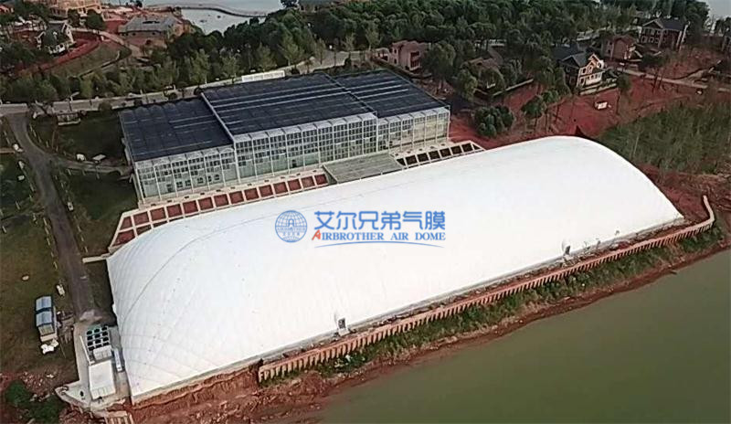 室內(nèi)恒溫氣膜游泳館怎么樣？