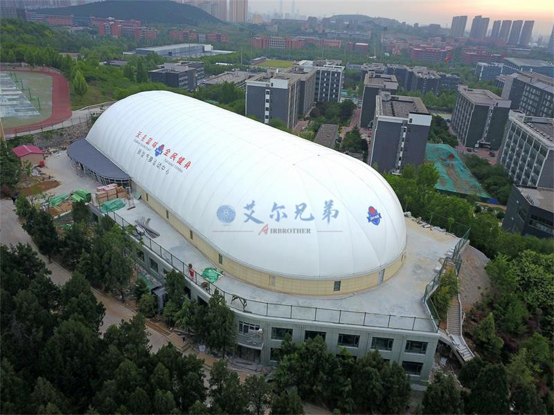 打造適合運(yùn)動的氣膜體育館，構(gòu)建城市新特色